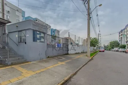 Apartamento com 2 Quartos para alugar, 47m² no Olaria, Canoas