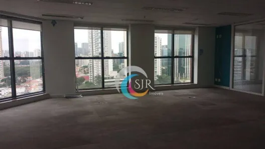 Sala Comercial para alugar, 230m² no Vila Olímpia, São Paulo