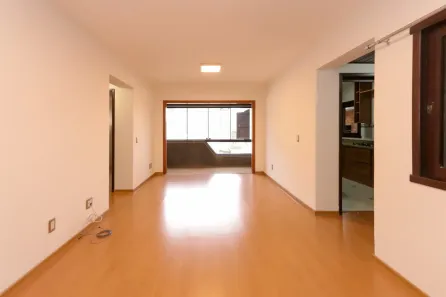 Apartamento com 2 Quartos para alugar, 108m² no Centro, Canoas