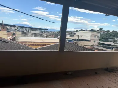 Casa com 3 Quartos à venda, 300m² no Centro, São João de Meriti