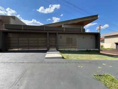 Casa com 2 Quartos para alugar, 210m² no Jardim Itaipú, Dourados