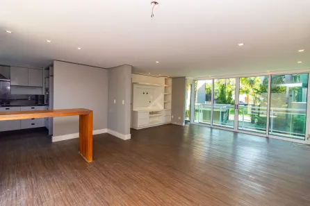 Casa de Condomínio com 3 Quartos à venda, 270m² no Vila Assunção, Porto Alegre