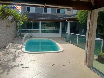 Casa com 3 Quartos para venda ou aluguel, 120m² no Loteamento Villa Branca, Jacareí