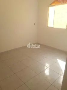Casa com 3 Quartos à venda, 100m² no Granada, Uberlândia