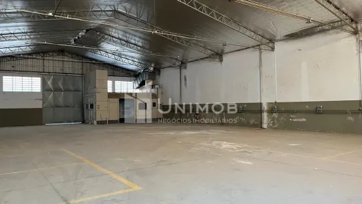 Galpão/Depósito/Armazém para alugar, 750m² no Parque Maria Helena, Campinas
