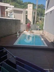 Casa de Condomínio com 5 Quartos à venda, 190m² no Maria Paula, São Gonçalo
