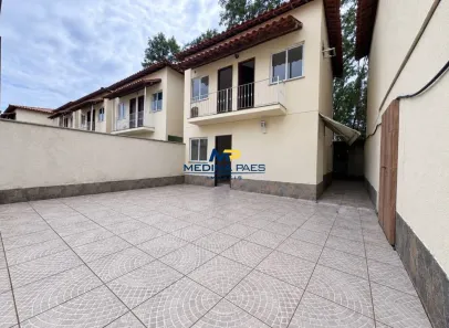 Casa com 2 Quartos à venda, 75m² no Laranjal, São Gonçalo