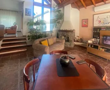 Casa com 3 Quartos à venda, 306m² no Vila Oliveira, Mogi das Cruzes