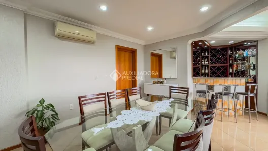 Apartamento com 3 Quartos à venda, 110m² no Vila Ipiranga, Porto Alegre