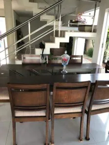 Sobrado com 3 Quartos à venda, 225m² no Segismundo Pereira, Uberlândia