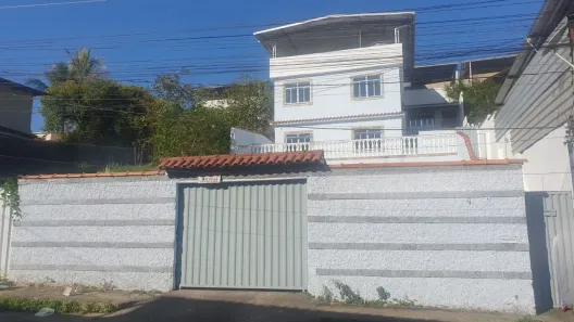 Casa com 4 Quartos à venda, 186m² no Filgueiras, Juiz de Fora