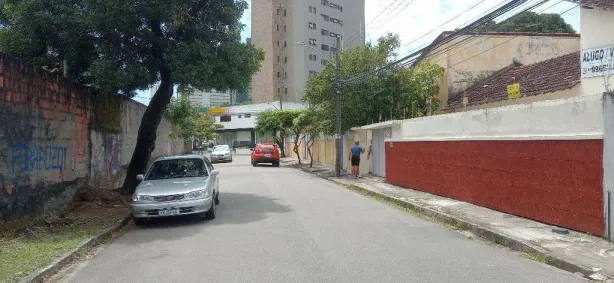 Casa com 4 Quartos para venda ou aluguel, 390m² no Poço, Recife