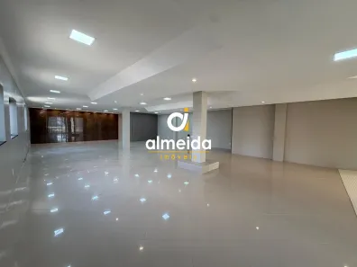 Sala Comercial com 15 Quartos para alugar, 300m² no Nossa Senhora de Lourdes, Santa Maria