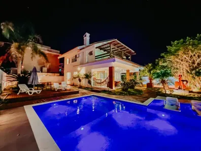 Casa com 4 Quartos para alugar, 240m² no Canto Grande, Bombinhas