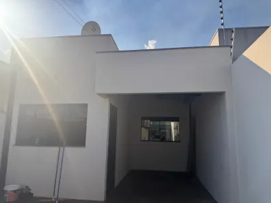 Casa com 2 Quartos para alugar, 70m² no Universitário, Luís Eduardo Magalhães
