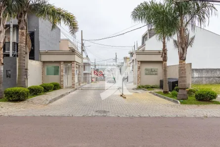 Lote/Terreno à venda, 90m² no Pinheirinho, Curitiba