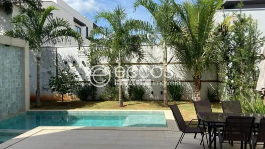 Casa com 4 Quartos à venda, 260m² no Shopping Park, Uberlândia