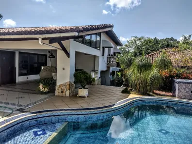 Casa de Condomínio com 4 Quartos à venda, 360m² no Centro, Lauro de Freitas