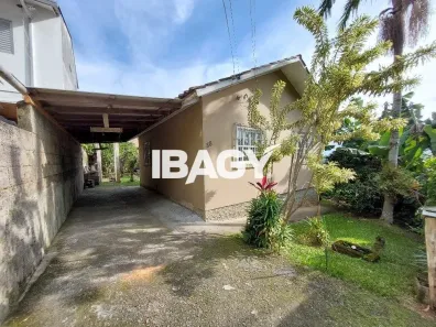 Casa com 2 Quartos para alugar, 54m² no Potecas, São José