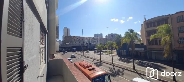 Prédio Comercial à venda, 300m² no Floresta, Porto Alegre