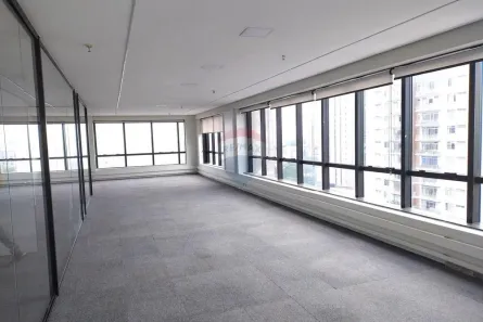 Sala Comercial para alugar, 400m² no Jardim São Dimas, São José dos Campos