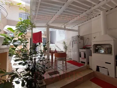 Sobrado com 3 Quartos à venda, 160m² no Vila Gumercindo, São Paulo