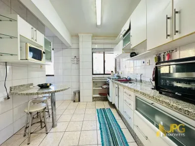 Apartamento com 3 Quartos à venda, 130m² no Centro, Balneário Camboriú