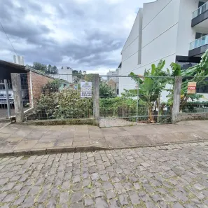 Lote/Terreno à venda, 300m² no São José, Caxias do Sul