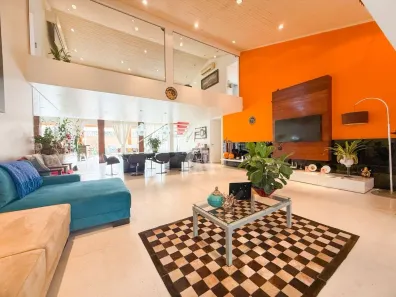 Casa com 4 Quartos à venda, 431m² no Glória, Joinville