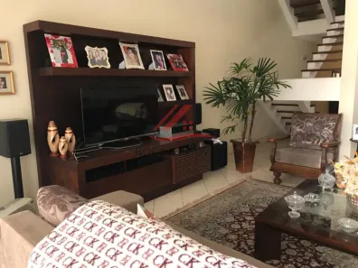 Sobrado com 3 Quartos à venda, 250m² no Jardim Utinga, Santo André