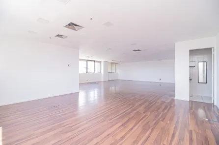 Sala Comercial à venda, 120m² no Santo Amaro, São Paulo