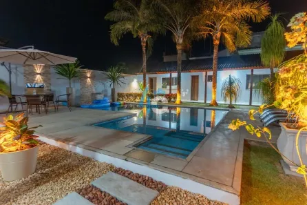 Casa com 6 Quartos à venda, 220m² no , Porto Seguro