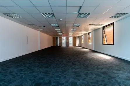 Prédio Comercial com 3 Quartos para alugar, 1000m² no Brooklin Paulista, São Paulo