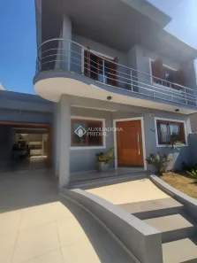 Casa com 3 Quartos à venda, 177m² no Igara, Canoas