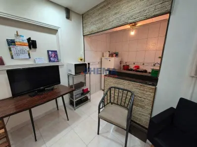 Kitnet com 1 Quarto à venda, 32m² no Embaré, Santos