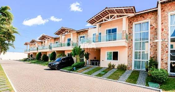 Casa de Condomínio com 4 Quartos à venda, 138m² no Sabiaguaba, Fortaleza