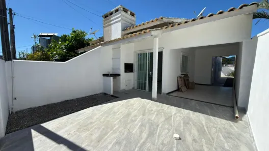 Casa com 2 Quartos para alugar, 70m² no Perequê, Porto Belo