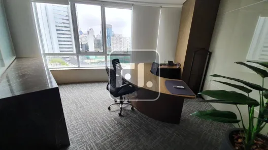Sala Comercial para alugar, 145m² no Itaim Bibi, São Paulo