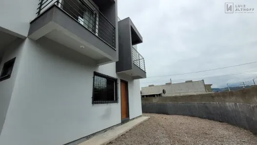 Sobrado com 2 Quartos à venda, 72m² no Bela Vista, Palhoça