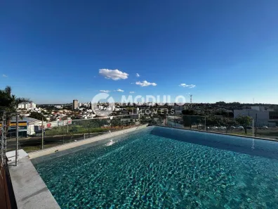 Apartamento com 3 Quartos para alugar, 95m² no Osvaldo Rezende, Uberlândia