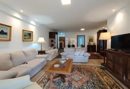 Apartamento com 3 Quartos à venda, 140m² no Alto, Teresópolis