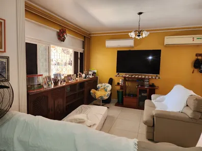 Imóvel Comercial com 4 Quartos à venda, 210m² no Nossa Senhora das Graças, Manaus