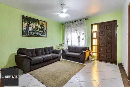 Casa com 3 Quartos à venda, 160m² no Santa Maria Goretti, Porto Alegre