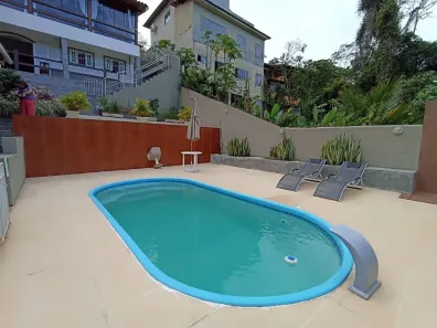 Casa com 4 Quartos à venda, 207m² no Itaipu, Niterói