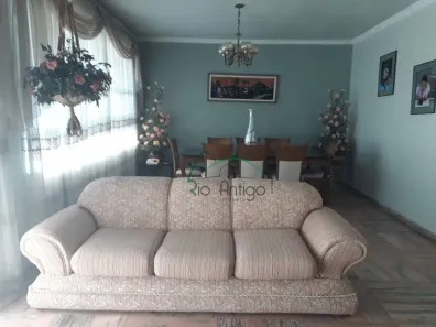 Casa com 3 Quartos à venda, 300m² no Olaria, Rio de Janeiro