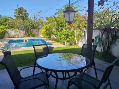 Casa com 2 Quartos à venda, 200m² no Martim de Sá, Caraguatatuba