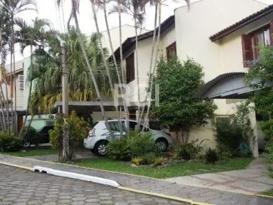 Casa de Condomínio com 3 Quartos à venda, 220m² no Hípica, Porto Alegre