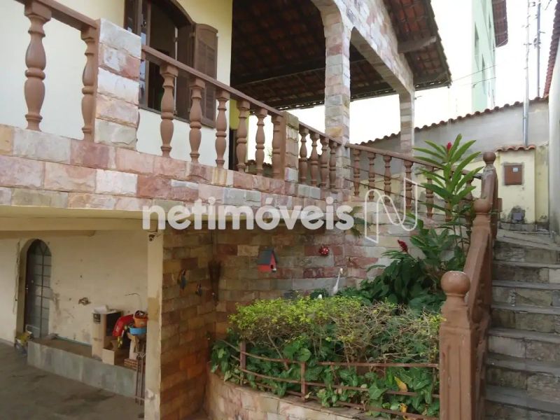 Casa com 5 quartos — Dom Joaquim, Belo Horizonte