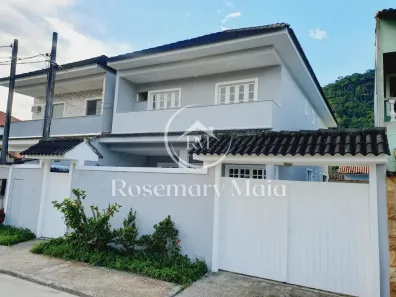 Casa de Condomínio com 3 Quartos à venda, 160m² no Vargem Pequena, Rio de Janeiro