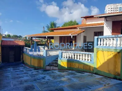 Casa com 3 Quartos à venda, 600m² no Itapuã, Salvador